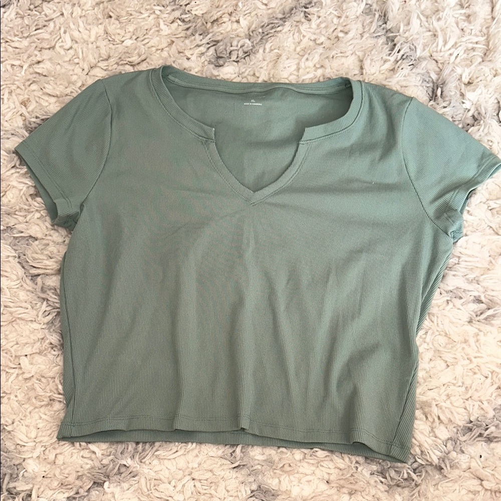 NWOT Hollister Sage Green Short Sleeve Notch Tee
